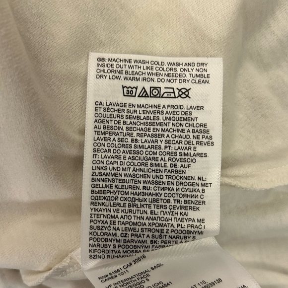 The North Face Women's White Tee Plus Size 2X Short Sleeves Crew Neck NWT $35 - Picture 16 of 16